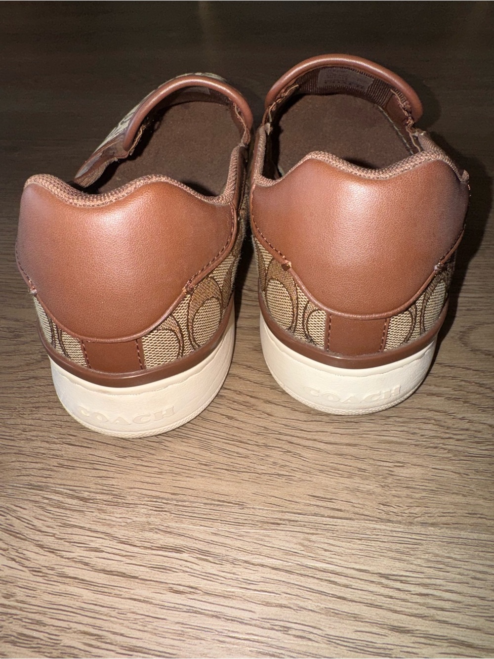 ‼️SOLD‼️Coach Women’s Tan Brown Monogram Slip-On Sneakers Logo Jacquard Canvas - Picture 4 of 13